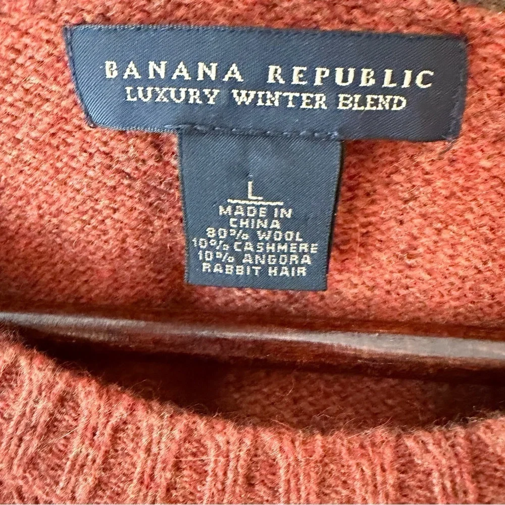 Banana Republic Men's Terracotta Rust Crewneck Sweater Luxury Winter Blend